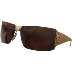 chic fendi gold sunglasses