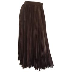 Exceptional Vintage Valentino Chocolate Brown Silk Chiffon Pleated Midi Skirt 10