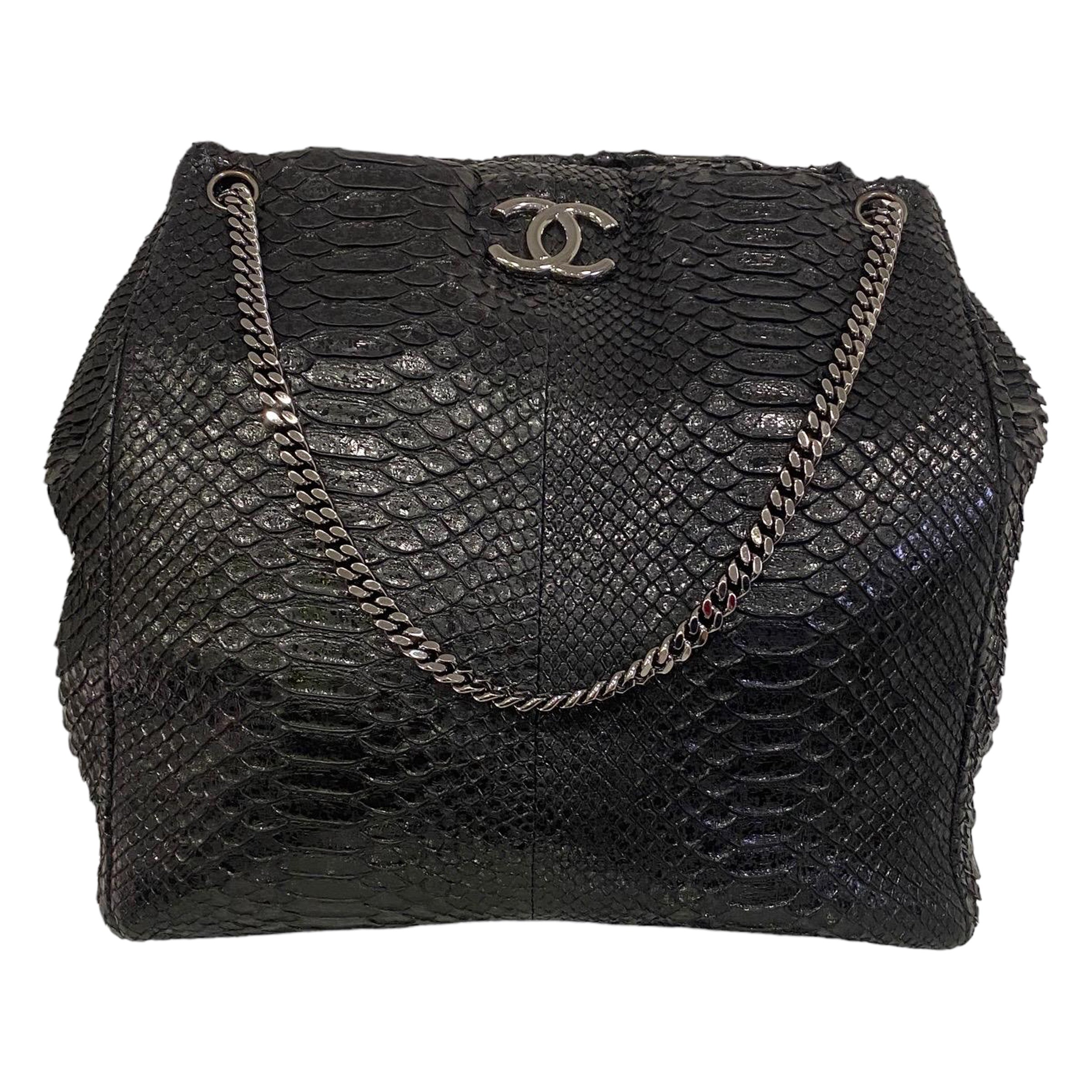 2009 Chanel Tote Black Piton Hobo Bag For Sale