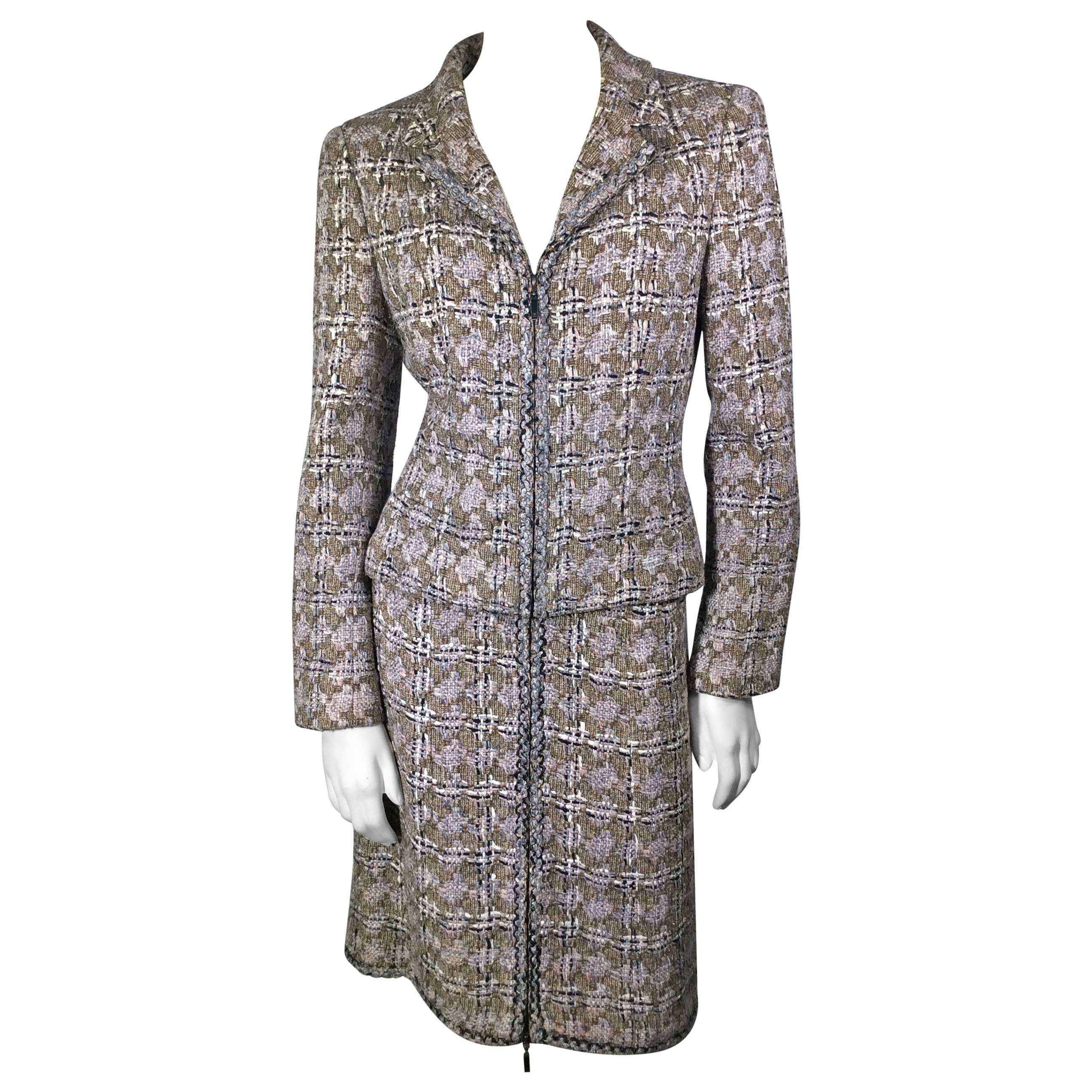 HOLIDAY FLASH SALE! 50% Off! Chanel Spring 2003 Lavender and Brown Tweed Suit For Sale