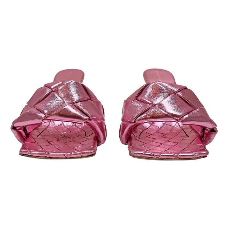 Daniel Lee's Best Bottega Veneta Designs: Pouch Bag, Lido Shoes