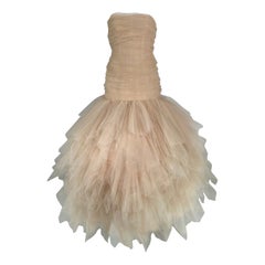 Oscar de la Renta Runway Champagne Layered Tulle Strapless Gown 2007 