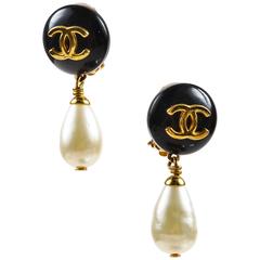 Vintage Chanel 96P Black & Gold Tone Resin & Faux Pearl 'CC' Clip On Earrings