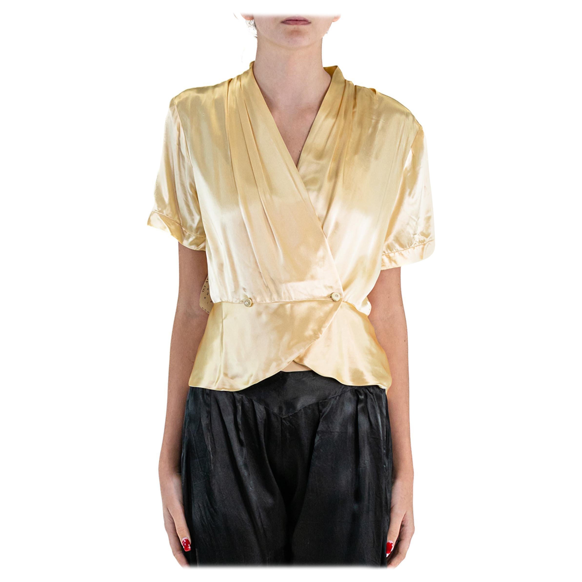 1930S Black & Gold Silk Crepe Back Satin Jacquard Accent Lounge Pajamas For Sale