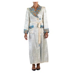 Vintage 1930S Silver & Blue Silk Jacquard  Scenic Embroiderd Long Robe With Pockets