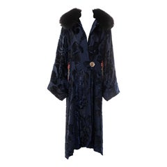 John Galliano cappotto da sera in velluto devoré blu notte, fw 2000