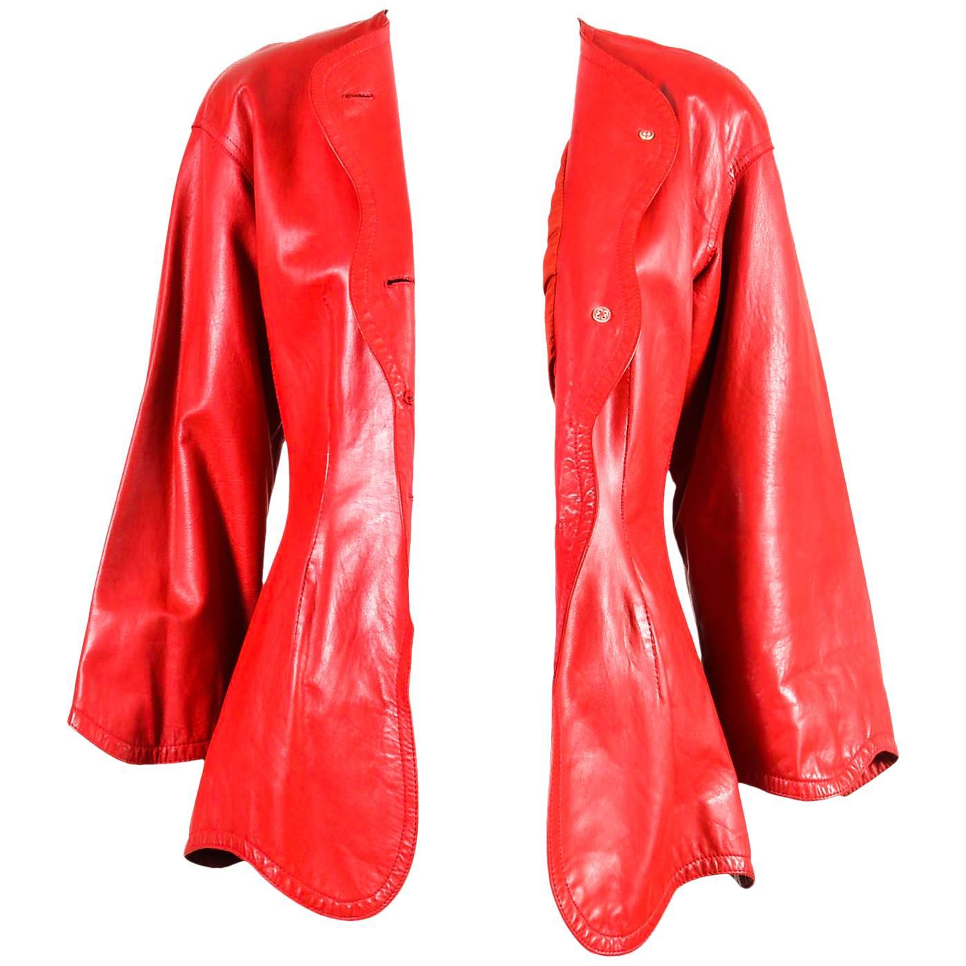 Vintage Jean Muir Red Leather Scalloped Trim Button Down Long Sleeve Jacket SZ 8 For Sale