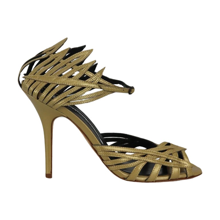 law ideology Insulate Manolo Blahnik Cutout Leather Sandals Eu 38 Uk 5 Us 8 For Sale at 1stDibs