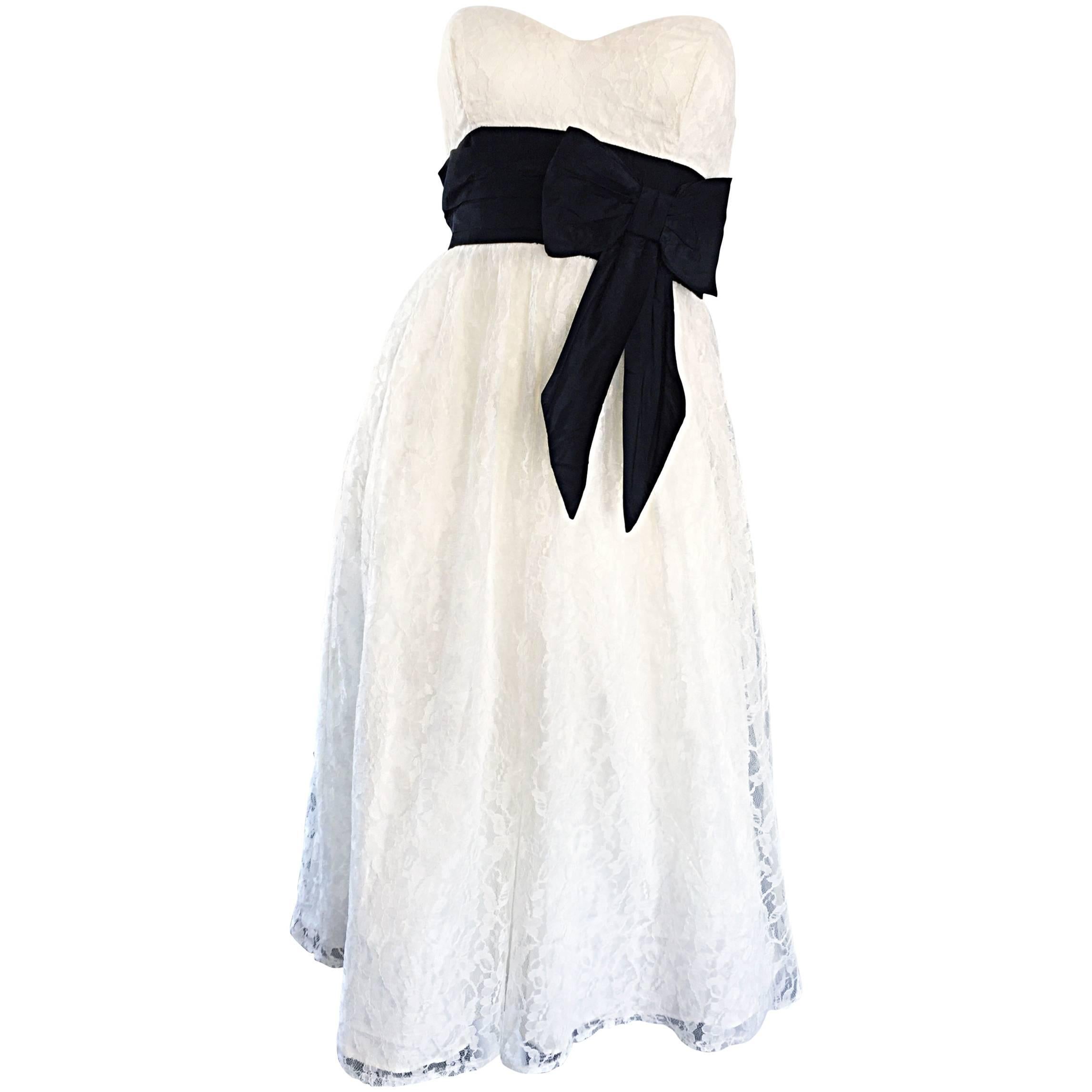 Chic 1990s does 1950s White and Black Lace Strapless Vintage 90s Dress Small