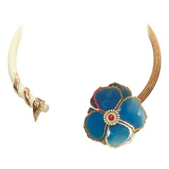 FENDI 2018 blue enamel flower mixed gold-tone white choker necklace