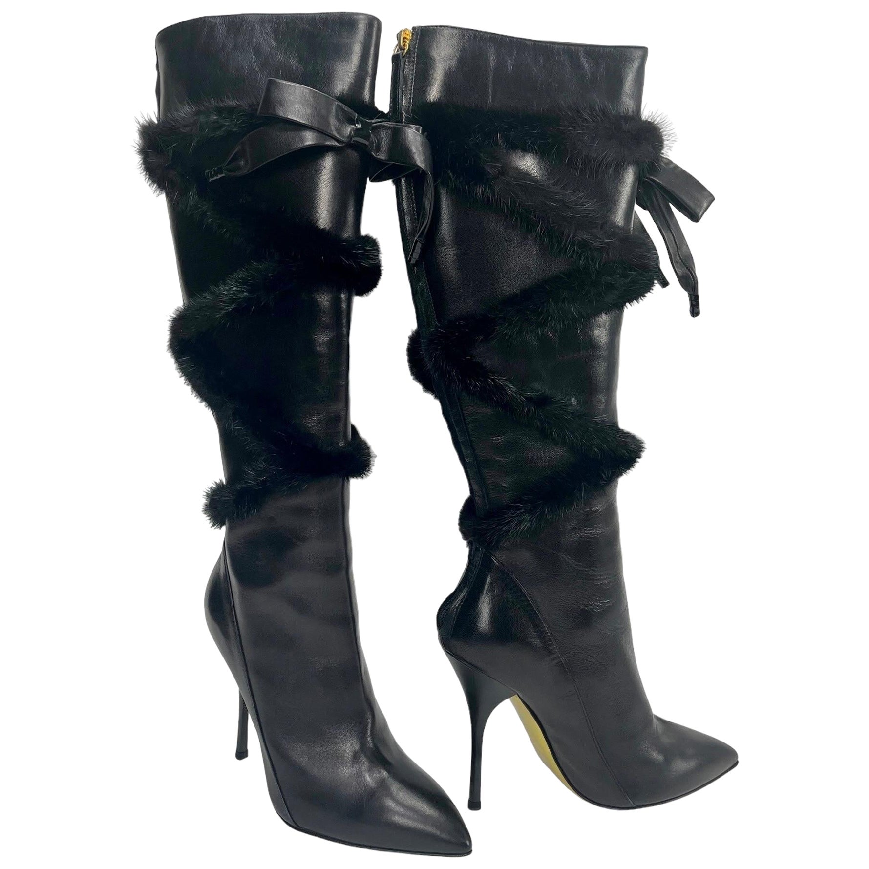New Roberto Cavalli Black Leather Knee High Boots with Mink Fur It. 37 - US 7 For Sale