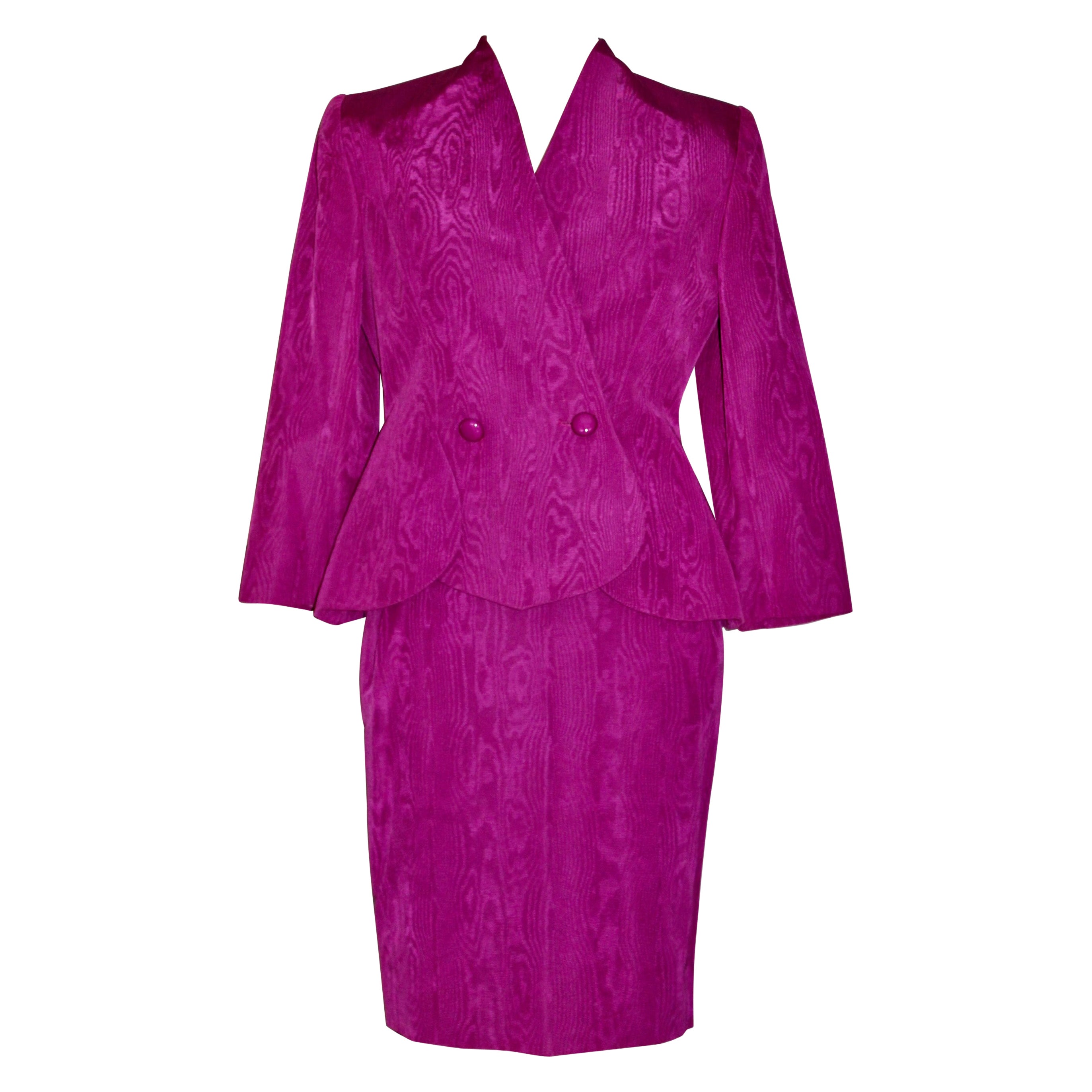 Lanvin, Paris Magenta Moire-Anzug im Angebot