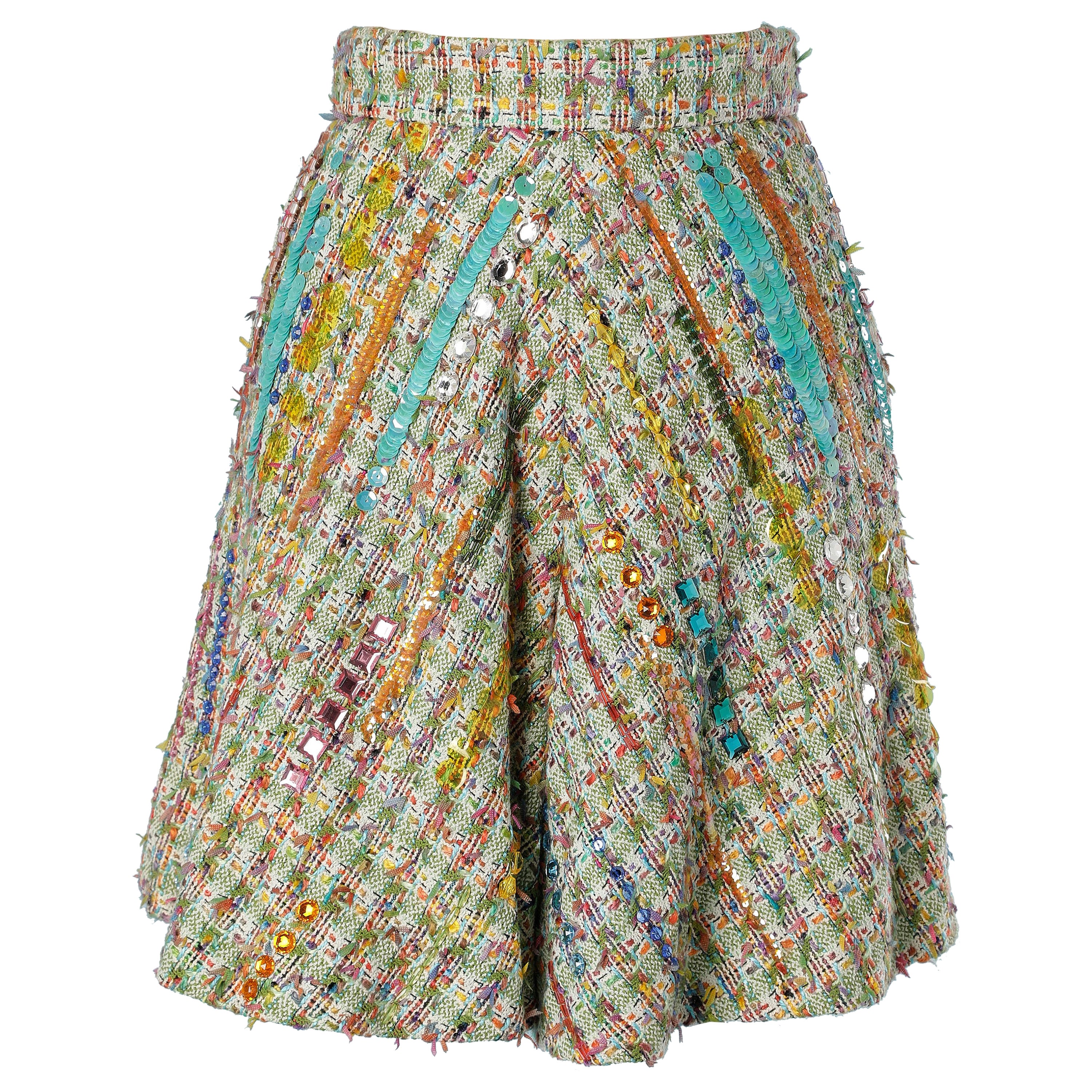 Short en tweed multicolore avec broderies de sequins, de strass et de perles  Rochas