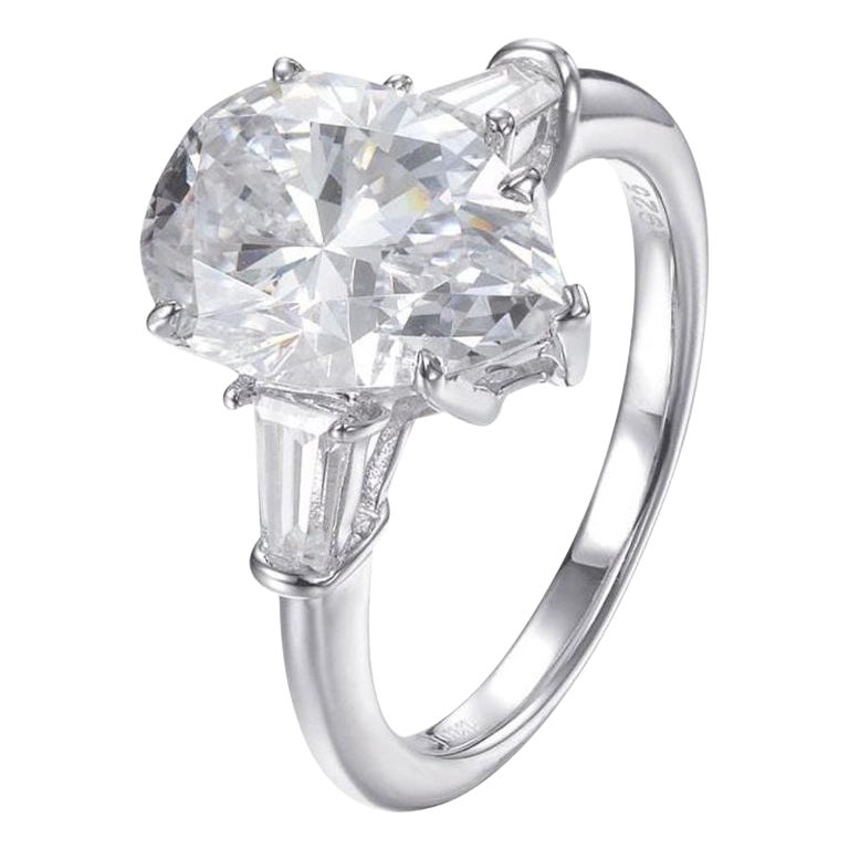 Bague cocktail de fiançailles en argent avec solitaire en forme de poire en zircon cubique de 5,05 carats en vente