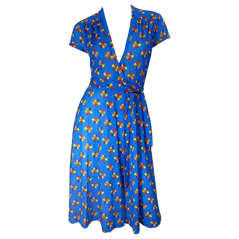 1970s Novelty Fruit Print Blue Multi Color Vintage 70s Stylish V Neck Wrap Dress For Sale