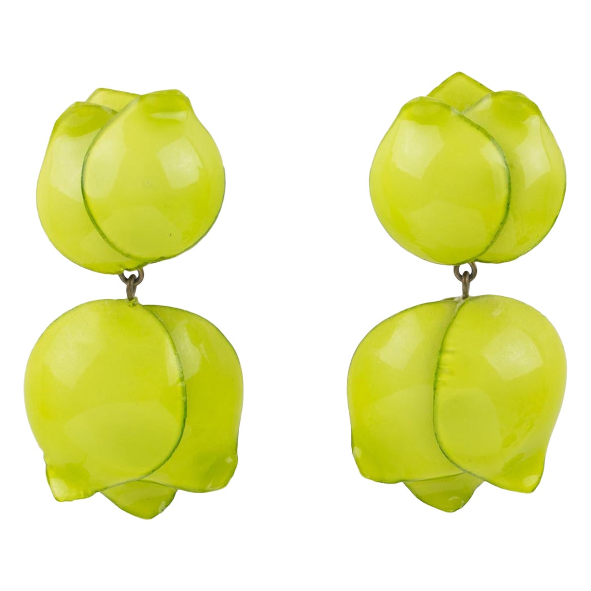 Francoise Montague by Cilea Clip Earrings Apple Green Resin Flower For Sale
