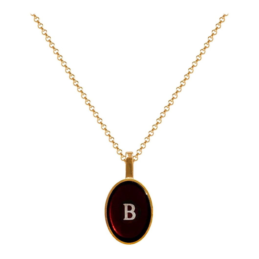Necklace with amber pendant and name letter gold - B For Sale
