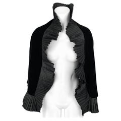 GIORGIO ARMANI Size One Size Black Viscose Ruffle Silk Cape Jacket