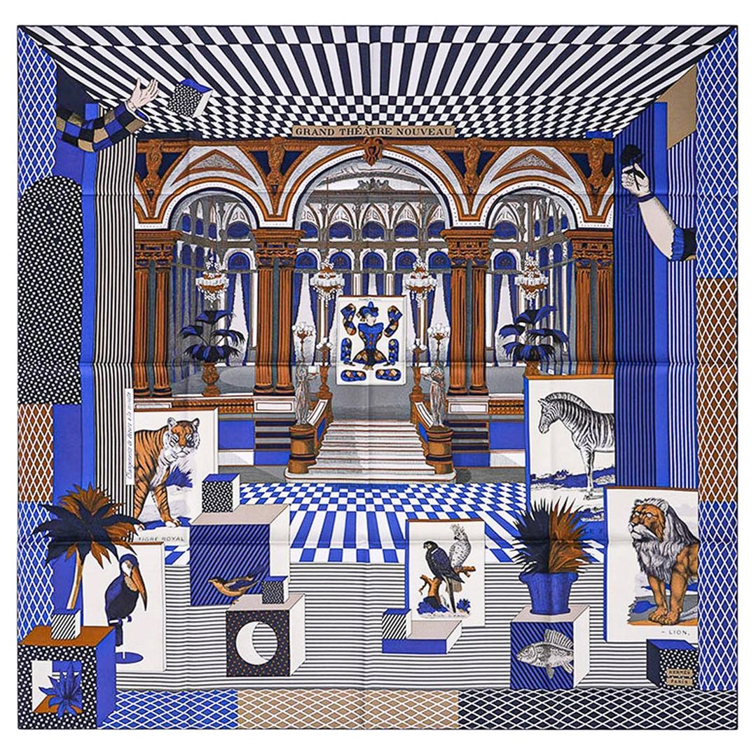 Hermes Grand Theatre Nouveau Scarf Blue Royal / Mordore / Blanc Silk 90 For Sale