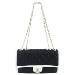 CHANEL Quilted Calfskin Graphic Black And White Classic Flap 
