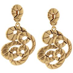 Oscar de la Renta Swirl Earrings