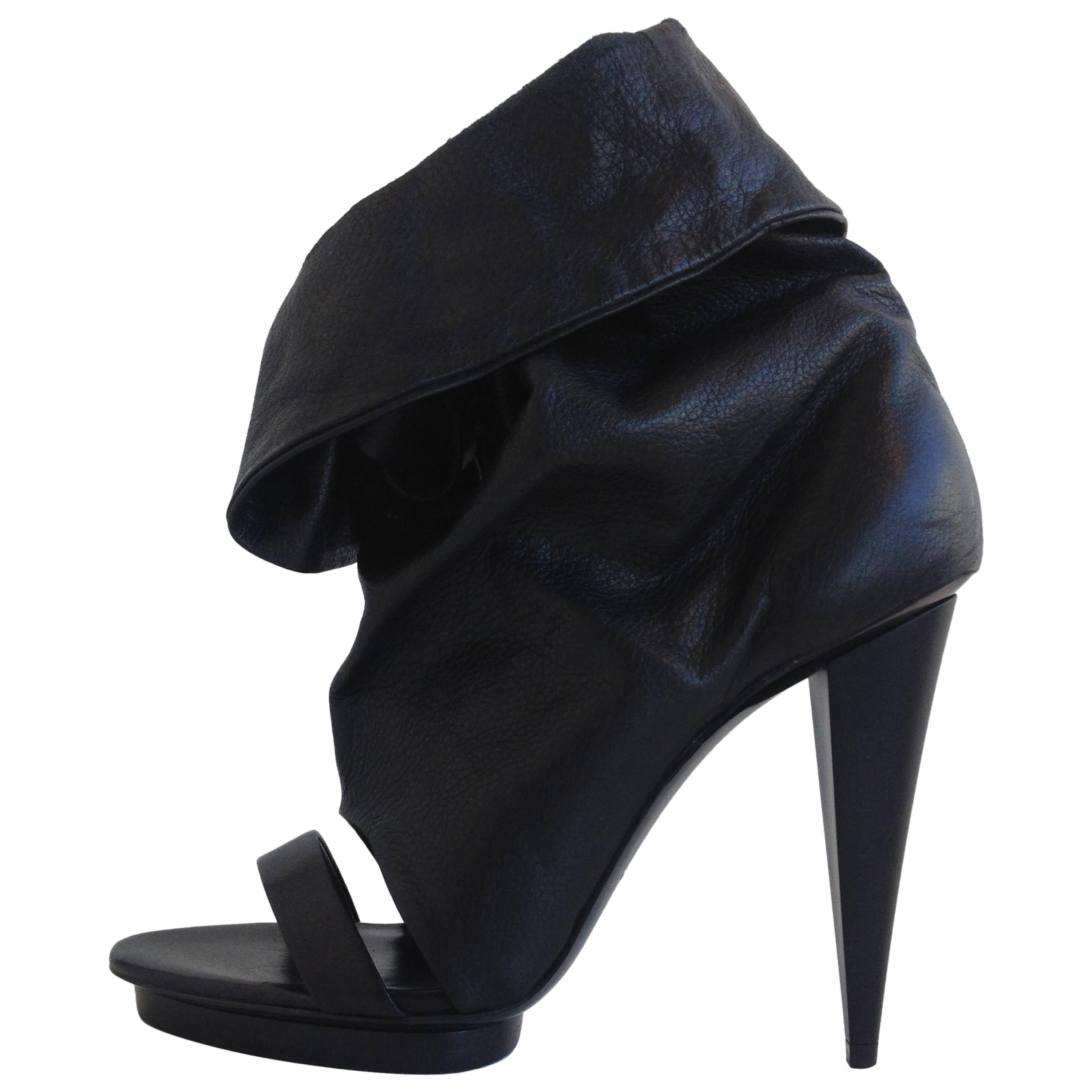 Balenciaga Black Leather Booties For Sale