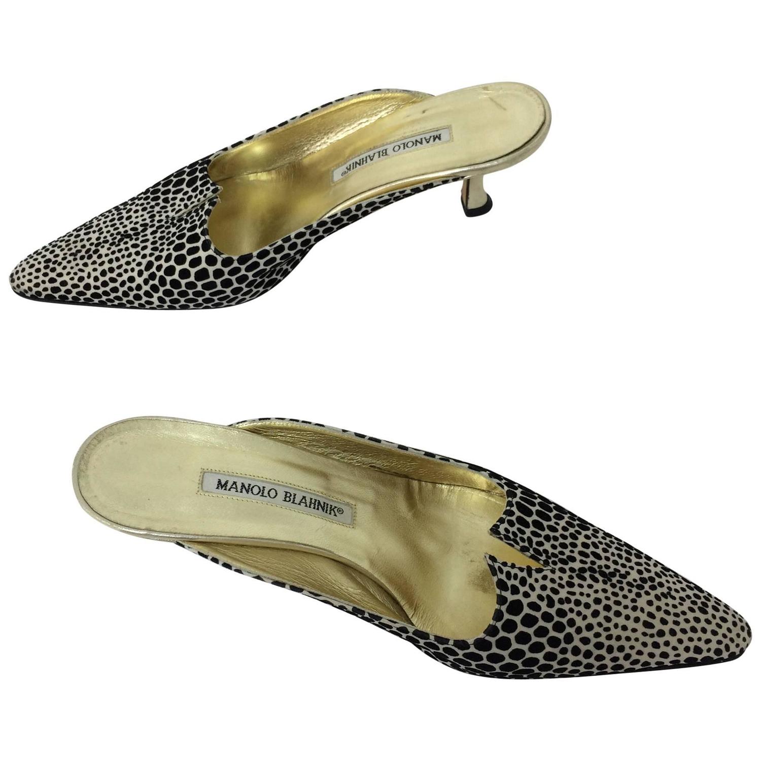 Manolo Blahnik black and white cut velvet dotted kitten heel mules 39/9