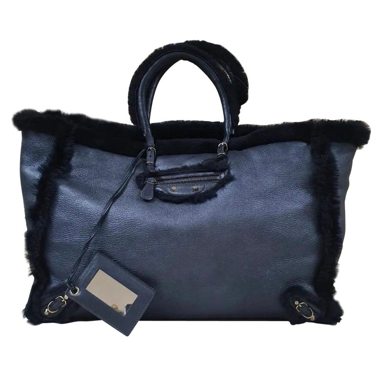 Balenciaga Papier Shearling Ledger Bag For Sale at 1stDibs