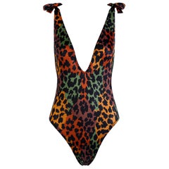 Yves Saint Laurent Traje de baño de tirantes con estampado de leopardo y espalda profunda en V de la época antigua