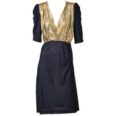 Yves Saint Laurent Kleid aus Jersey und goldenem Lamé
