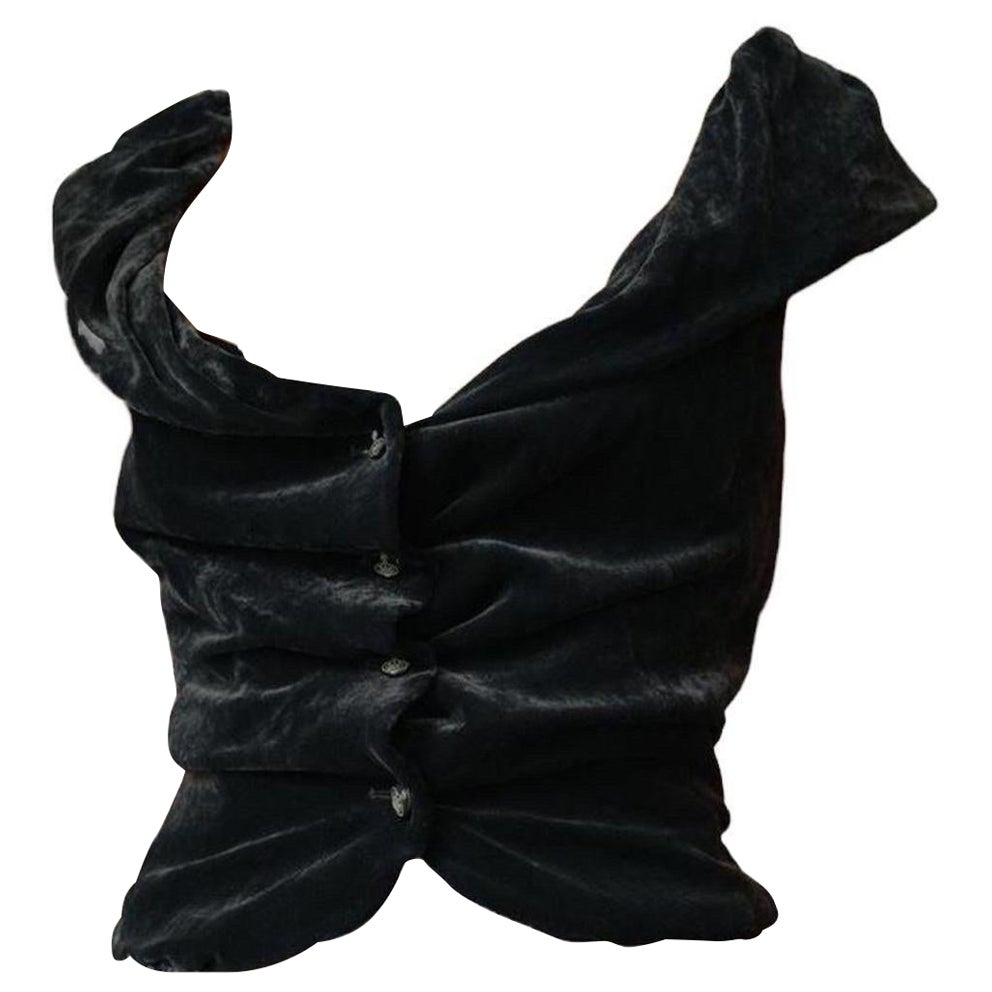 90s Vivienne Westwood Black Velvet Corset
Red Label
I believe 90s
Thick plush velvet, fully lined orb embossed silk lining.
Exceptional fit, quality and finish.
Collectors designer piece
Pinned on me but still way to big :(

Tag size 42
Best fit for