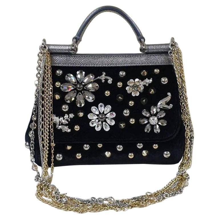 Dolce and Gabbana - Mini sac à bandoulière en velours noir clouté de  cristaux avec chaîne de Sicile En vente sur 1stDibs