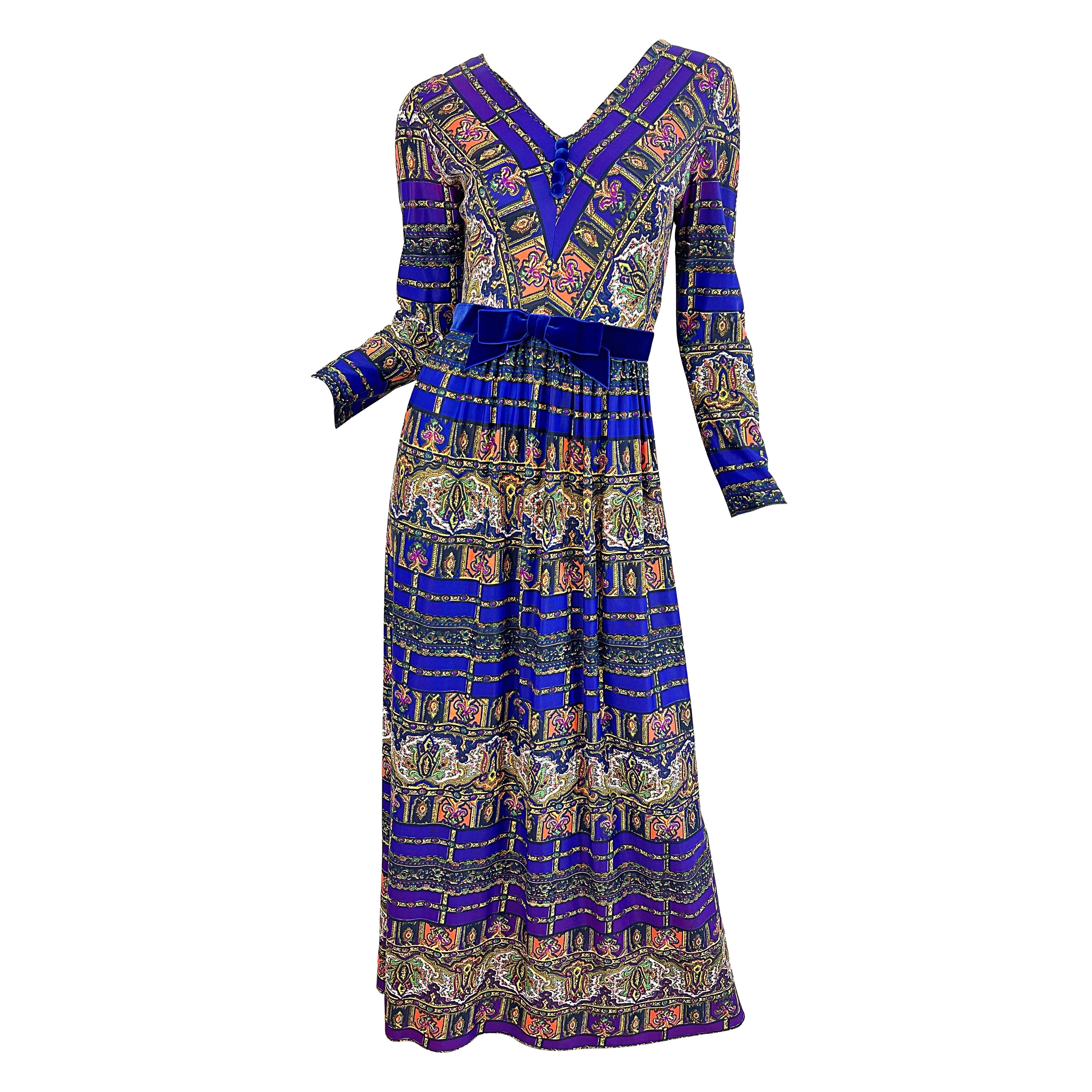 Amazing 1970s Moroccan Print Purple Colorful Vintage 70s Jersey Maxi Dress For Sale