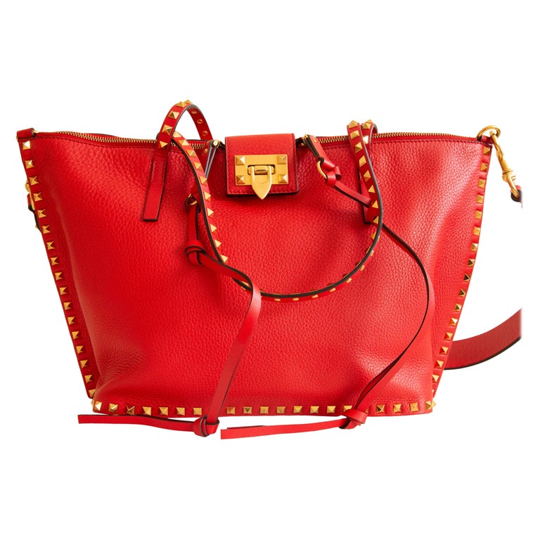 Valentino Garavani Rockstud Pet Customizable Tote Bag for Woman in Red  V./poudre