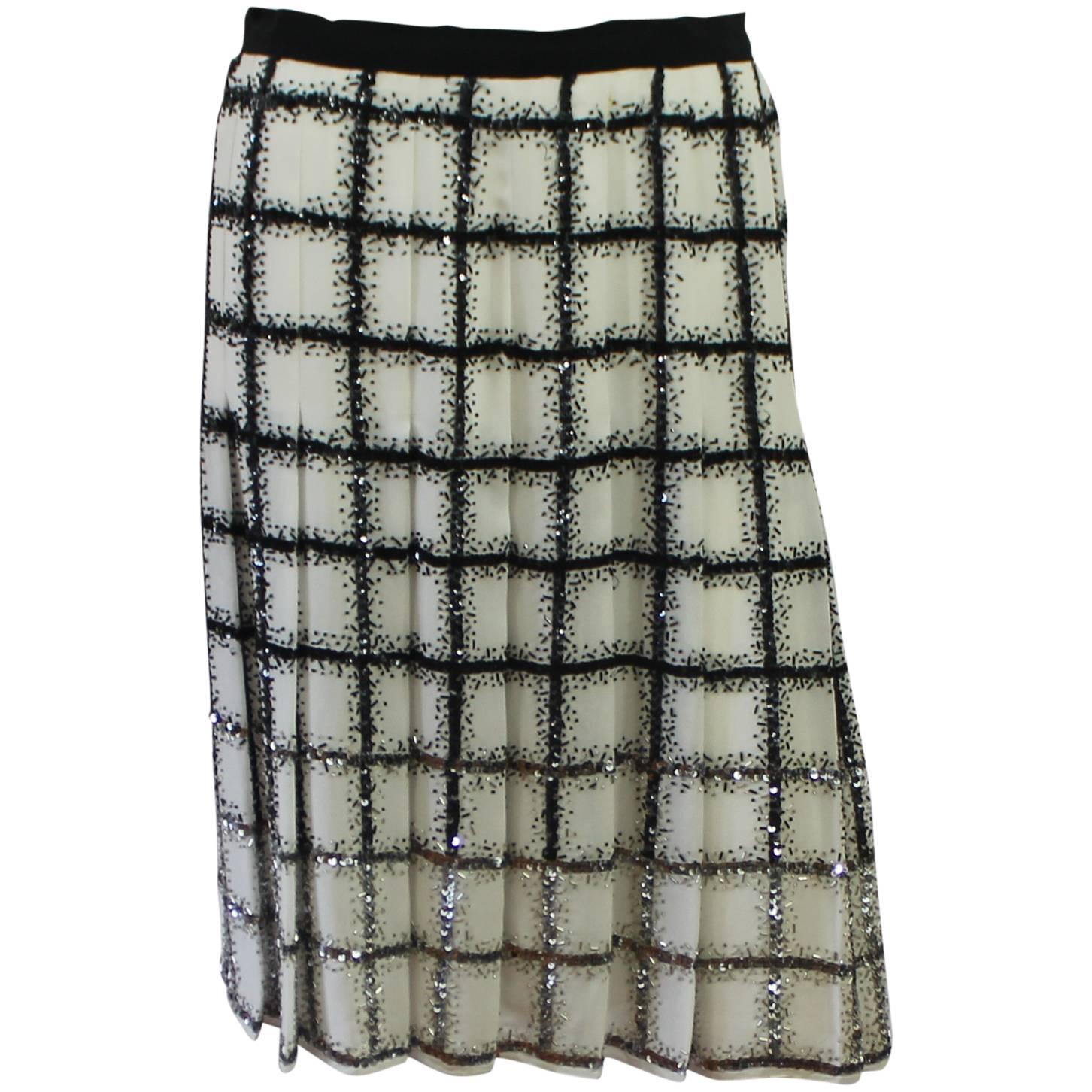 Oscar de la Renta Ivory & Black silk chiffon beaded pleated skirt-4-Circa 2012