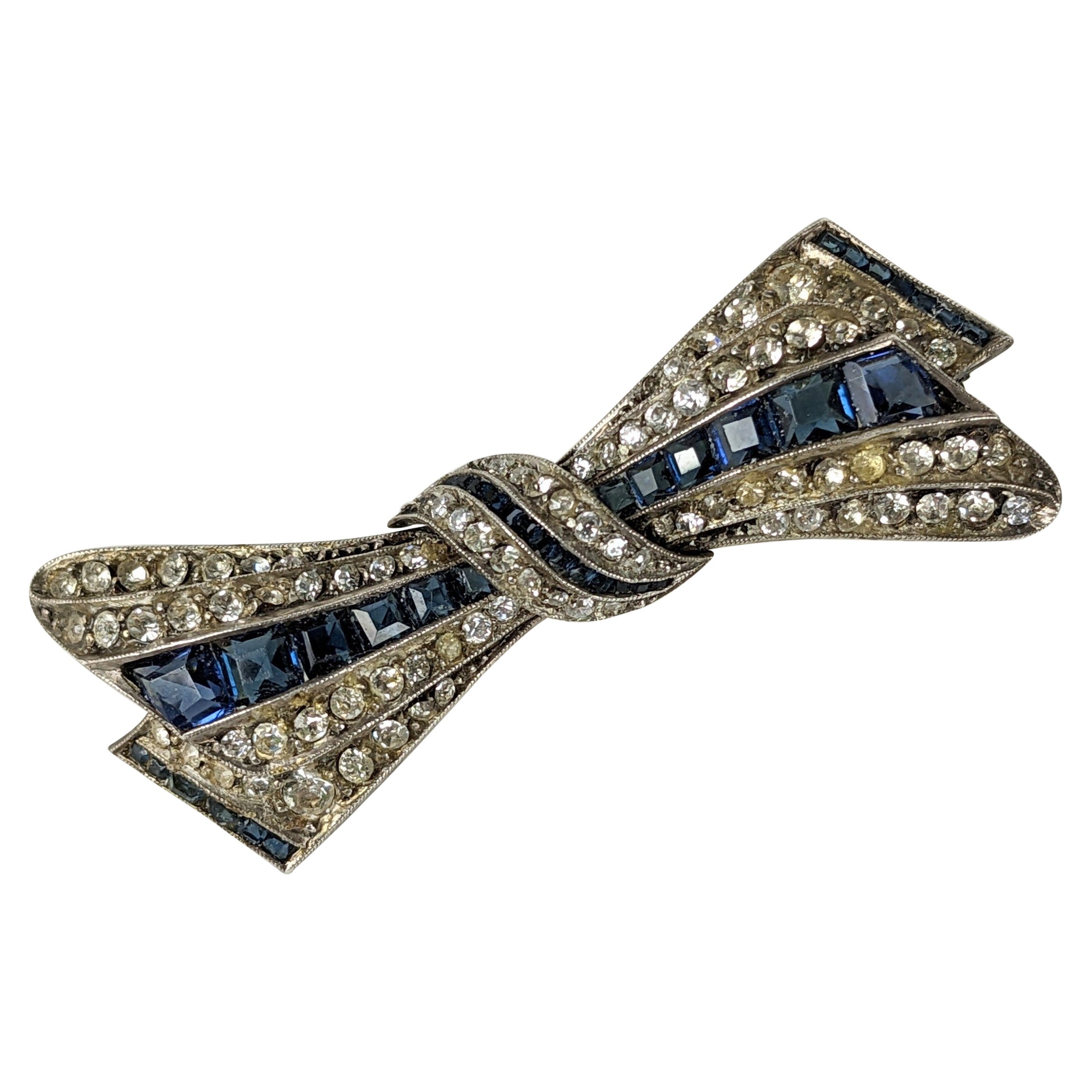 Elegant Art Deco Paste Sapphire Bow For Sale