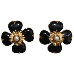 Goossens Paris Black Onyx Clover Clip Earrings with Pearl Center