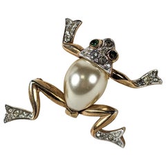 Vintage Trifari Pearl Belly Mini Frog, Alfred Phillipe