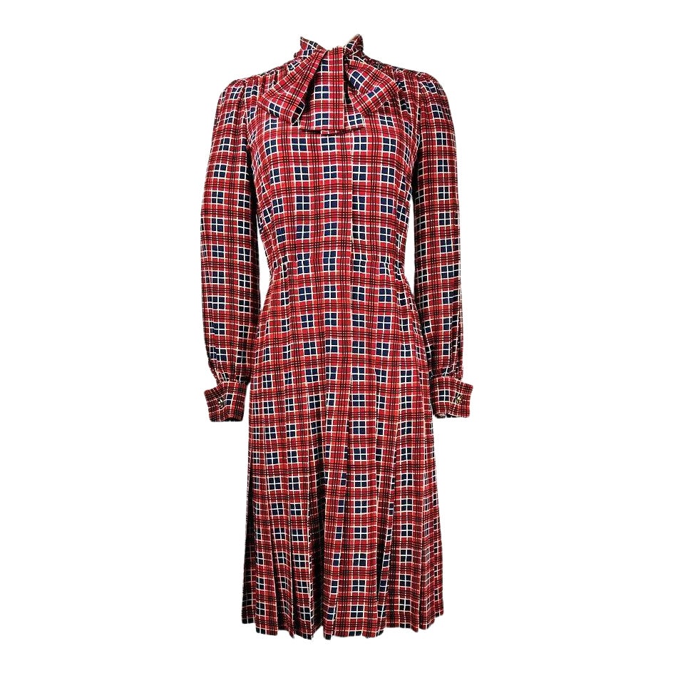 An Yves Saint Laurent Couture Fashion show Dress in Printed Taffeta - 1972 For Sale