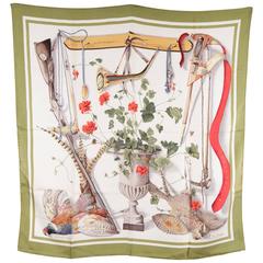 HERMES PARIS Echarpe en Soie Vintage FLEURS & GIBIERS De Linares 1962