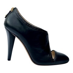 New OSCAR DE LA RENTA Black Leather Bootie 36