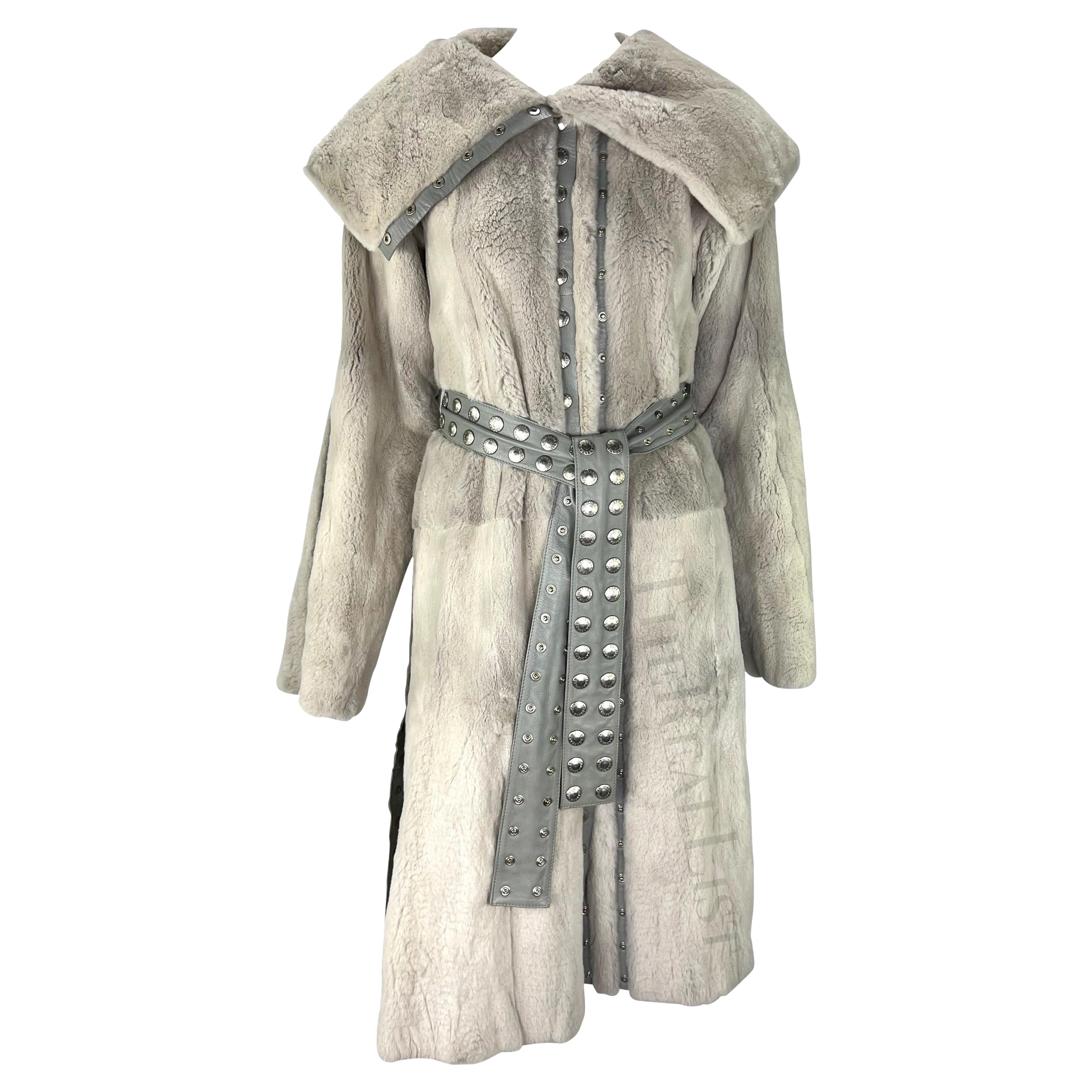 Dolce & Gabbana - Manteau en cuir gris réglable en fourrure Orylag, automne-hiver 2003