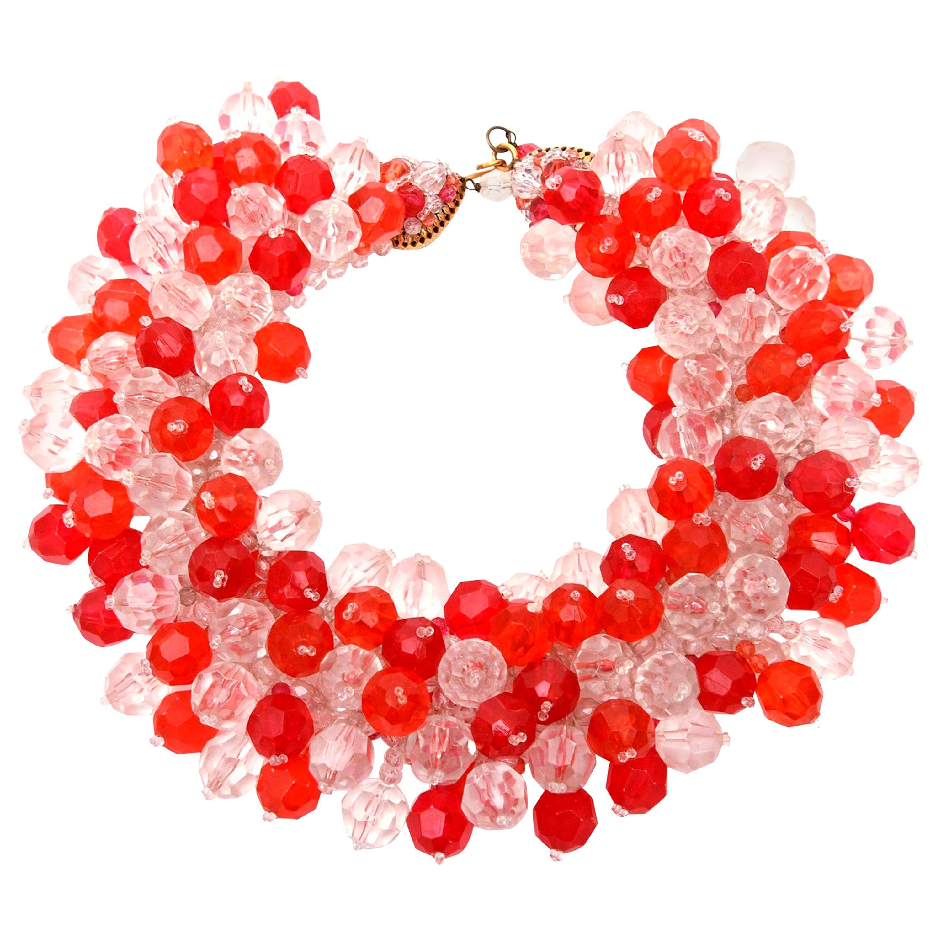Coppola e Toppo per Pucci Collana con colletto in lucite e perline Vintage Italiano in vendita