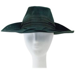 Vintage 1930s Sage Green Felt Ladies Hat 