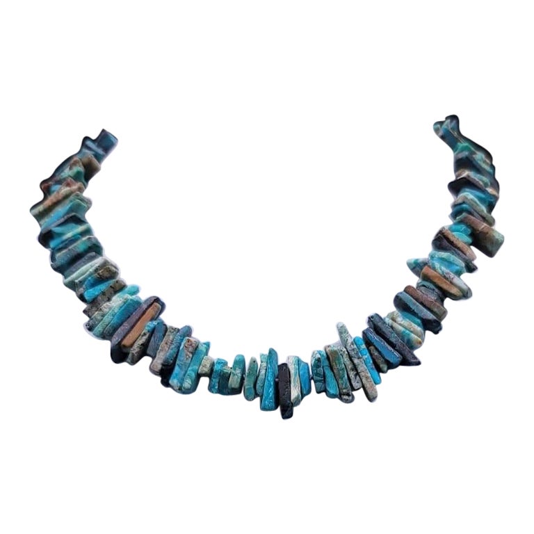 A.Jeschel Peruanische Opal-Halskette in Hartform. im Angebot