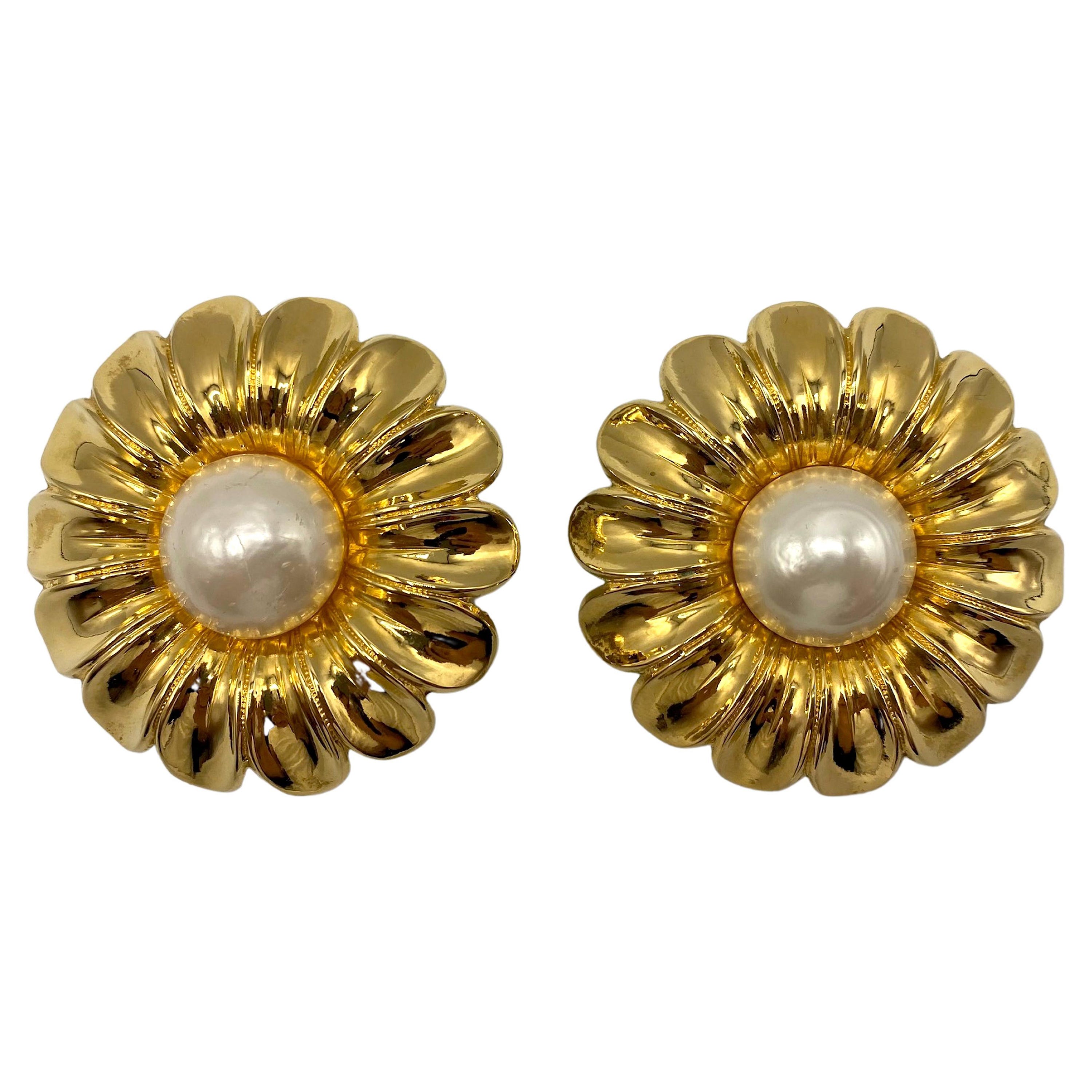 Chanel 1980s Gold and Pearl Flower Earrings For Sale