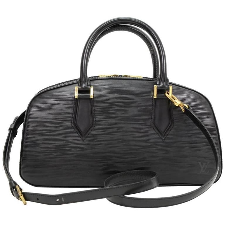 louis black purse strap
