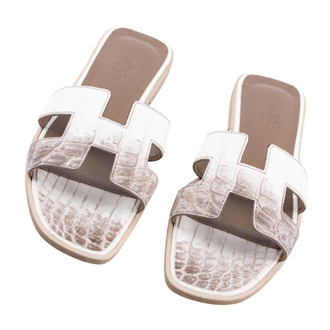 Hermès Himalayan Oran Sandals Matte Niloticus Crocodile 38.5 Blanc For Sale  at 1stDibs | hermes birkin sandals, hermes oran alligator