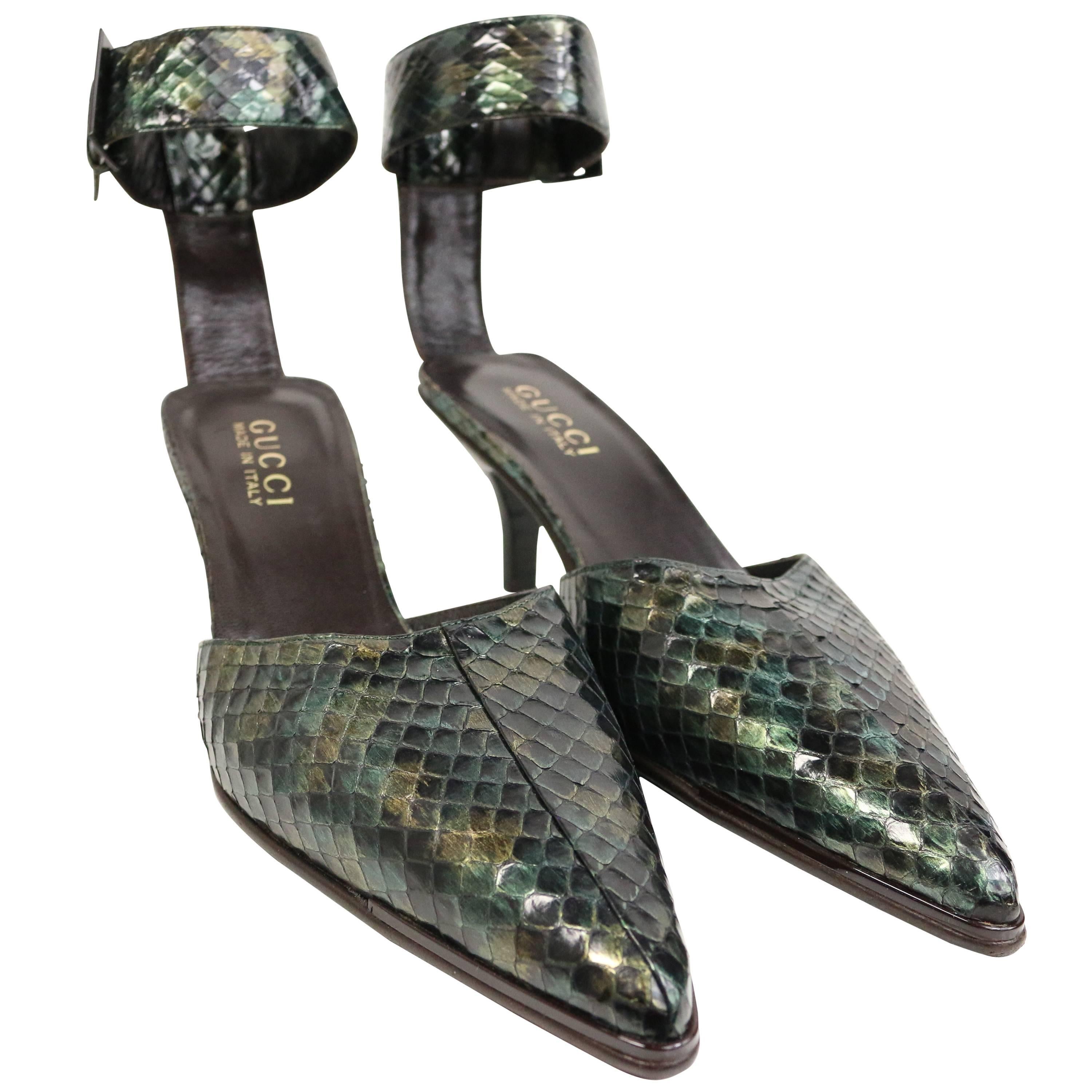 Gucci by Tom Ford Green Python Snakeskin Slingback Pumps For Sale