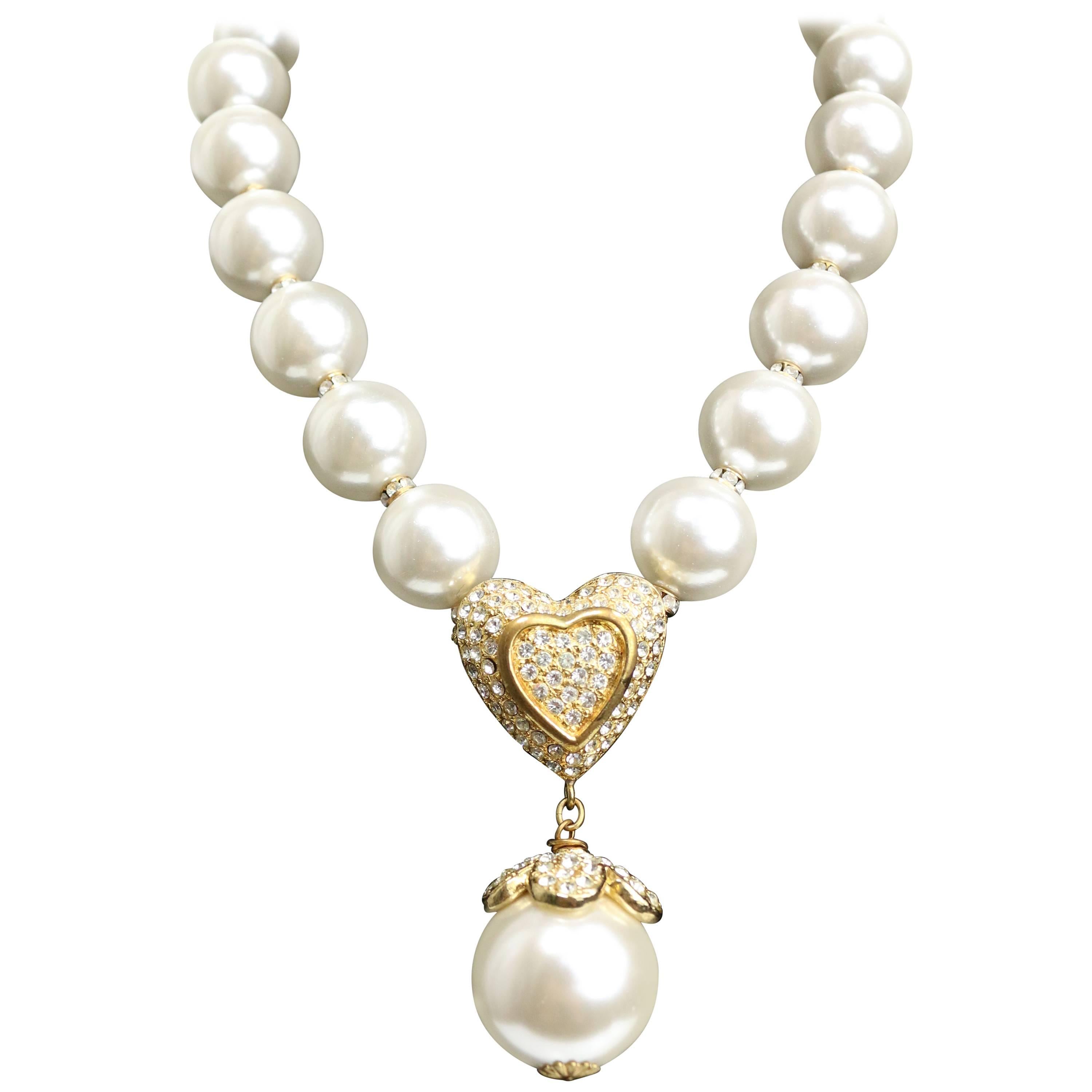 Escada Gold getönten Strass Herzform und Tropfen Klee Faux Perlen Halskette 